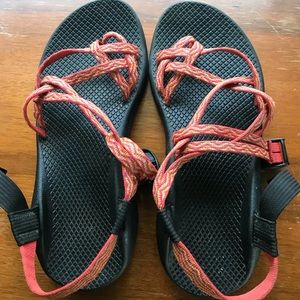 Orange Chaco sz 9